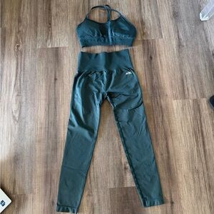 AYBL Matching Set- leggings size S, bra size M